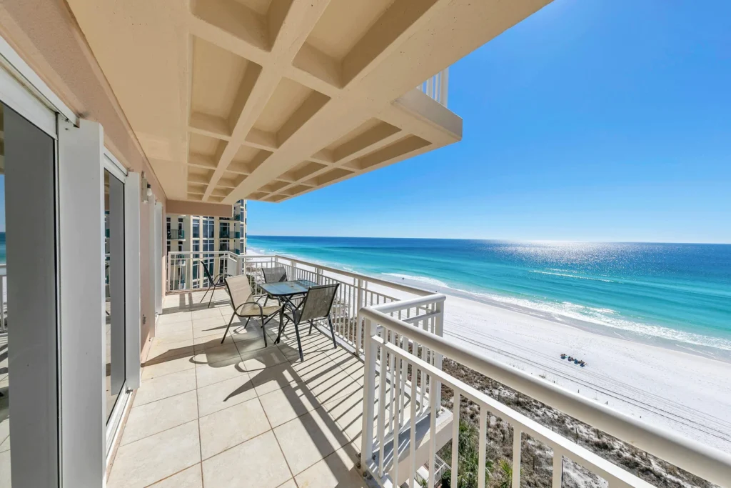Destin Towers 102